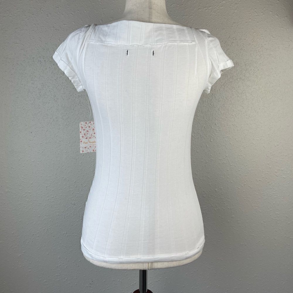 NWT We The Free White Short Sleeve Top Size S - Picture 5 of 8